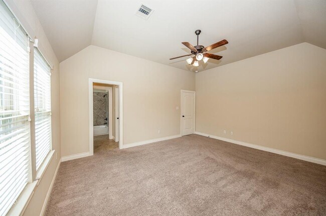 Building Photo - 27811 Bradford Ridge Dr