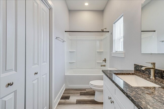 Building Photo - 5017 Moravian Dr