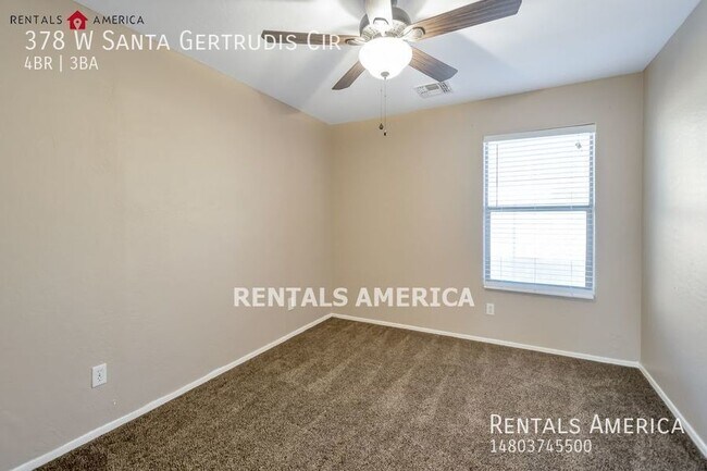 Building Photo - Beautiful 4BR/3BA Corner Lot Home w/ Pool ...