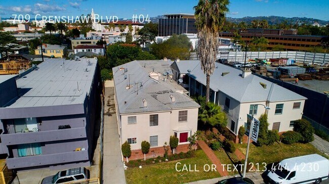 Building Photo - 709 Crenshaw Blvd