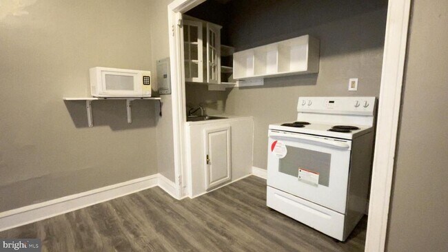 Building Photo - 4637 Leiper St