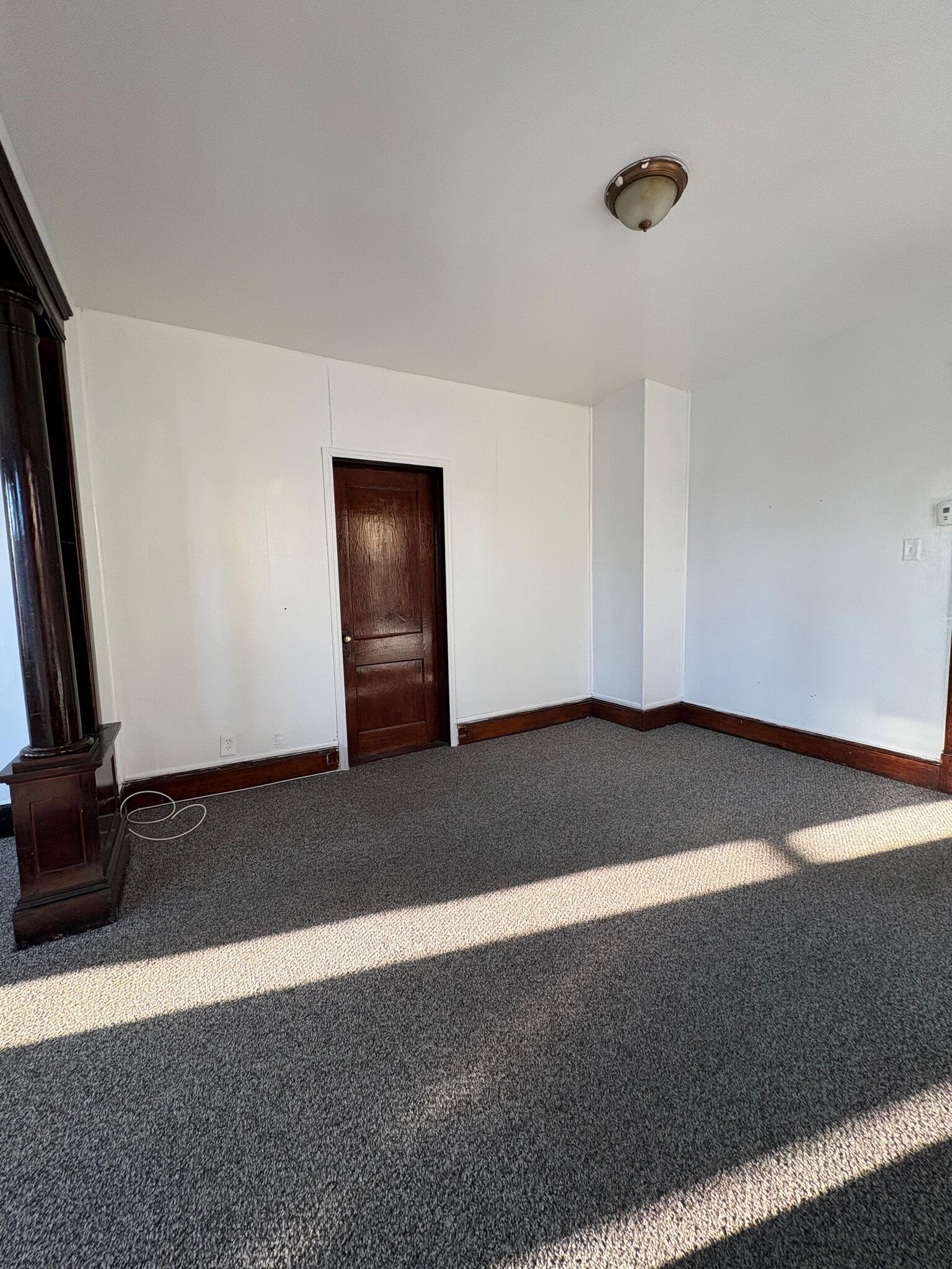 Building Photo - 37 Eastwood Ave