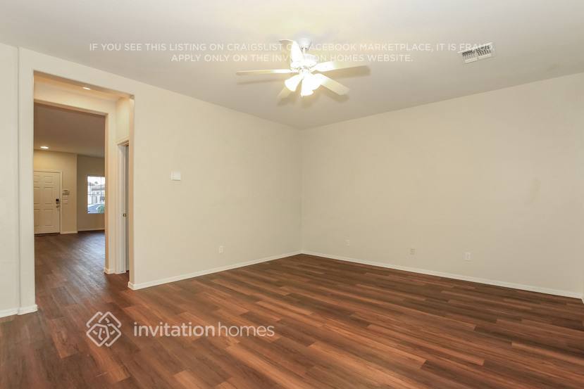 Building Photo - 17661 W Lundberg St