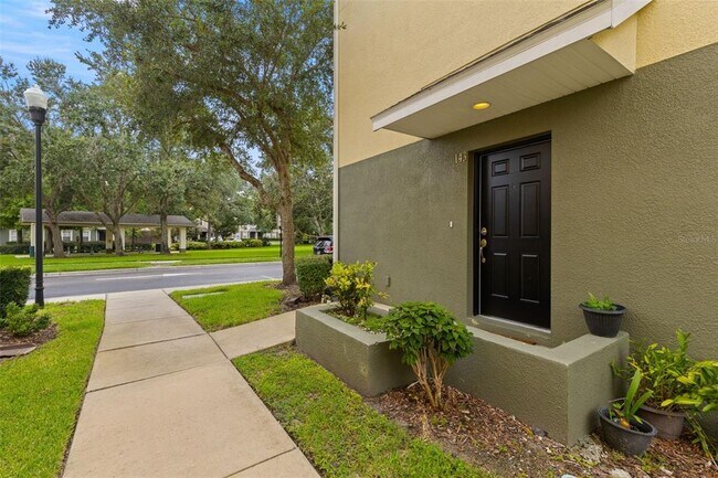 Building Photo - 10144 Arbor Run Dr