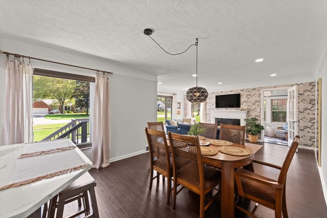 Building Photo - 6430 Olde York Rd