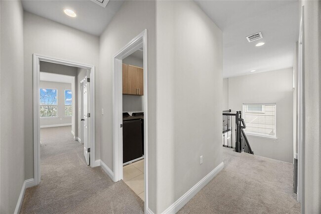 Building Photo - 7102 Cut Plains Trail