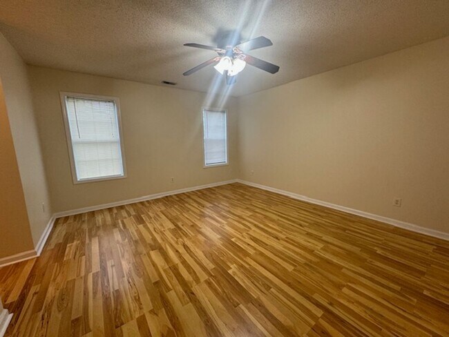 Building Photo - Jacobs Ridge