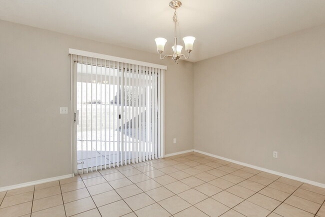 Building Photo - 11322 W Loren Ln