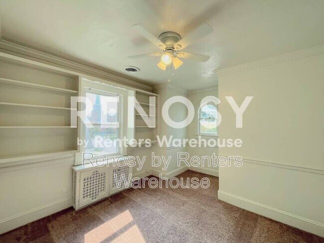 Building Photo - 1084 Norview Ave