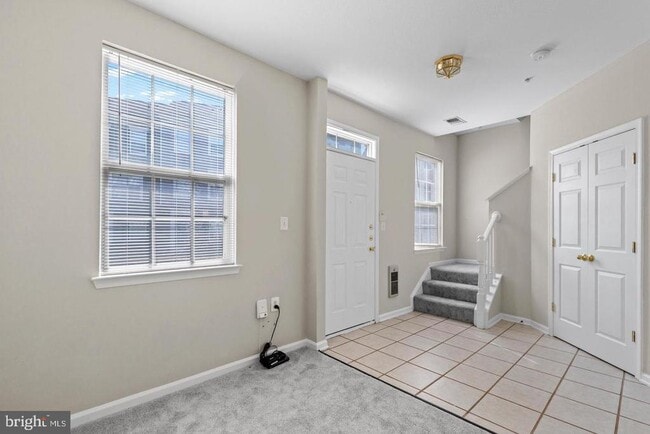 Building Photo - 21844 Kelsey Square