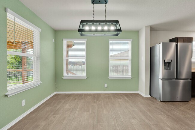 Building Photo - 9570 Ranch Lp