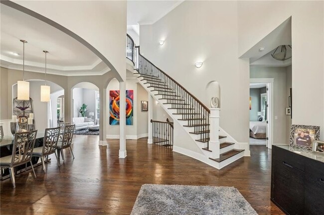 Building Photo - 6285 Aberdeen Dr NE