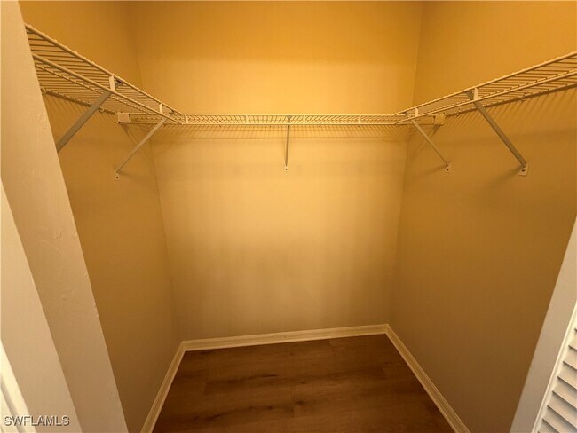 Building Photo - 10904 Regent Cir