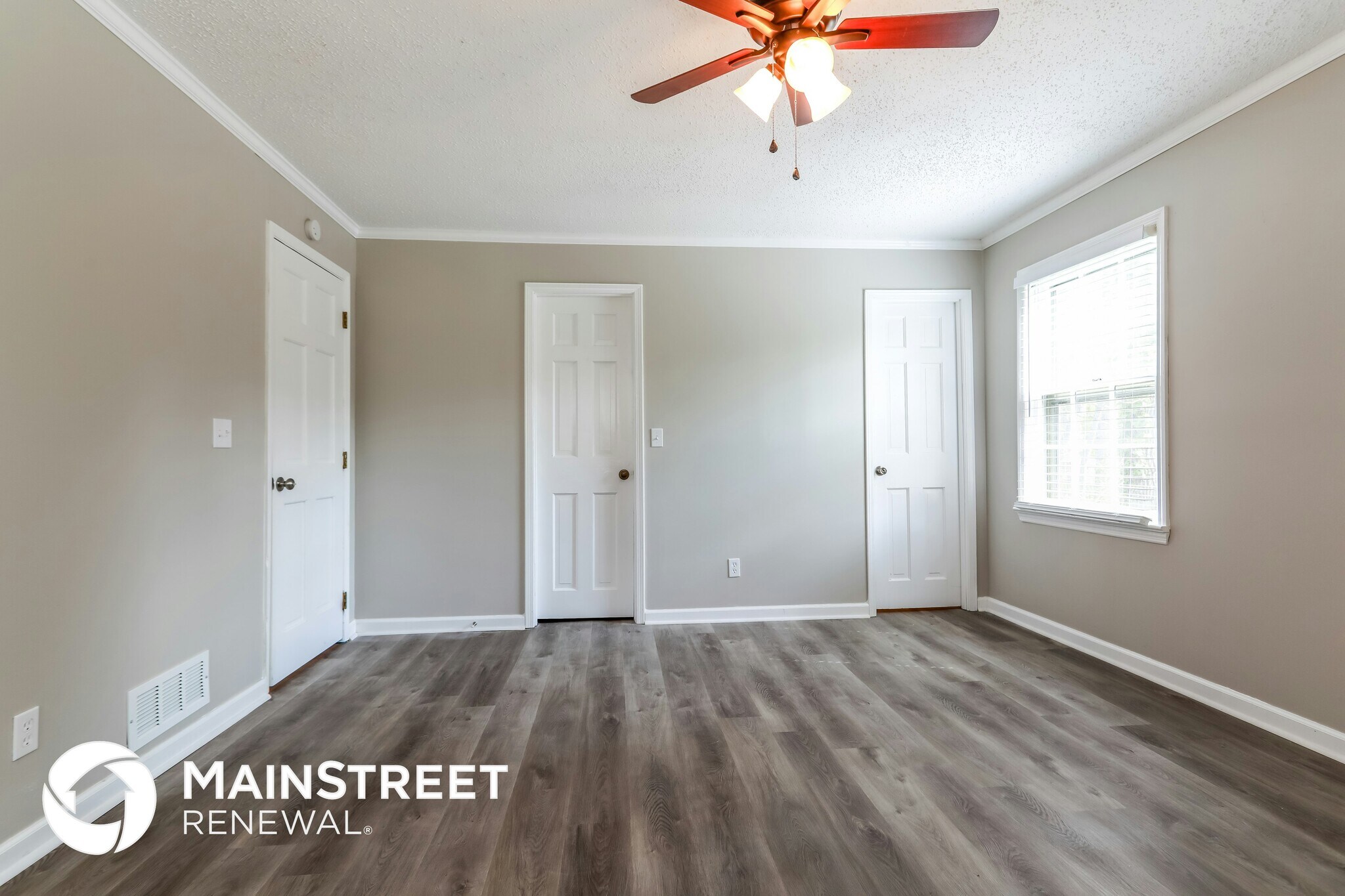 Building Photo - 2611 Pinebrook Dr