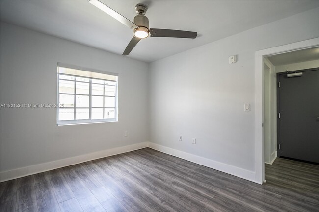 Building Photo - 331 85th St