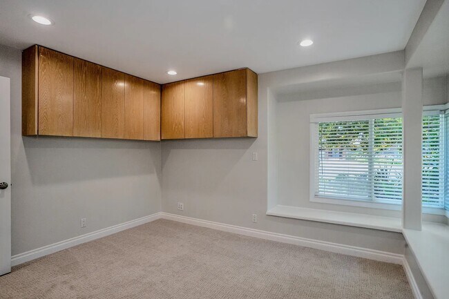 Building Photo - 2850 Tabago Pl
