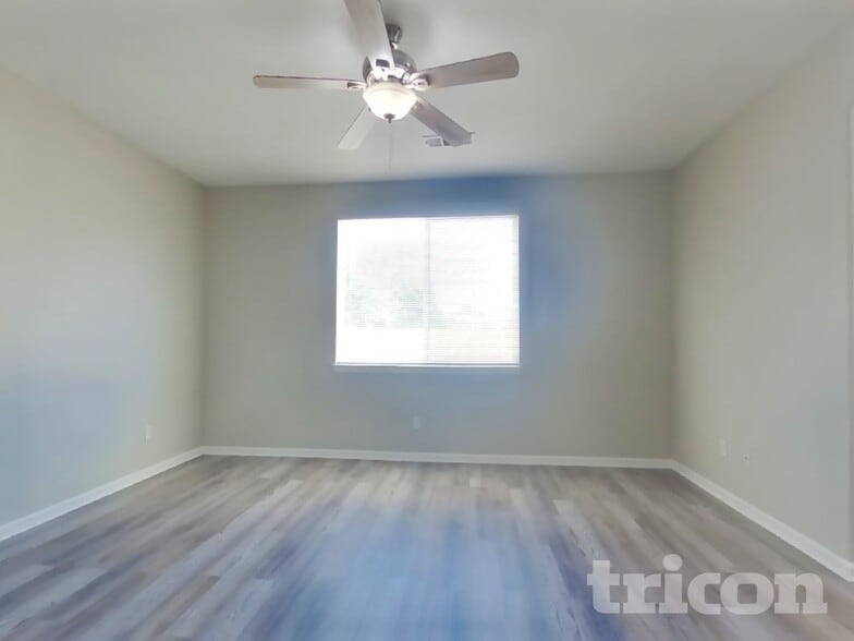 Building Photo - 757 Pino Ave