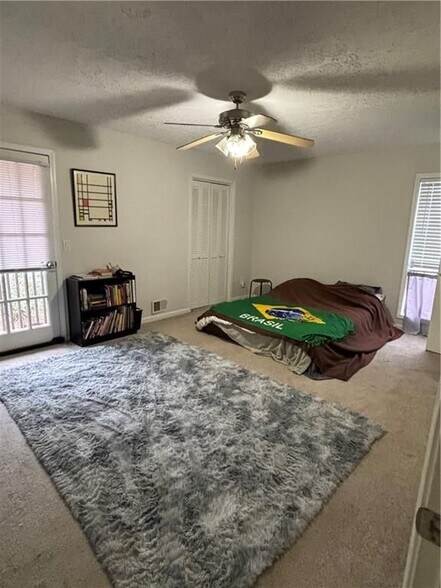 Building Photo - 1756 Pierce Arrow Pkwy