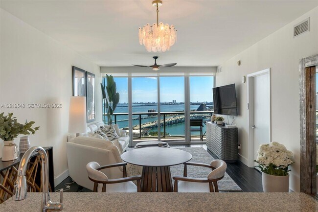 Building Photo - 888 Biscayne Blvd
