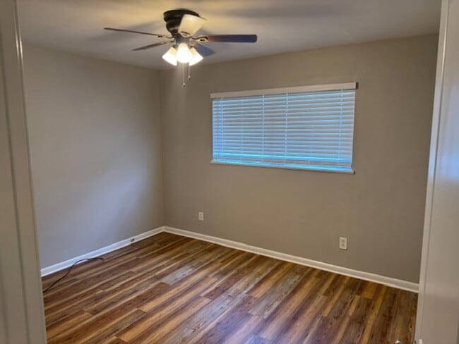Building Photo - 3409 Bistineau Dr