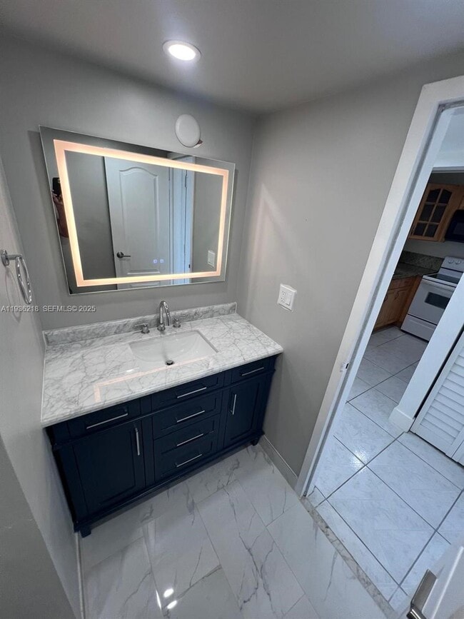 Building Photo - 2935 NE 163rd St