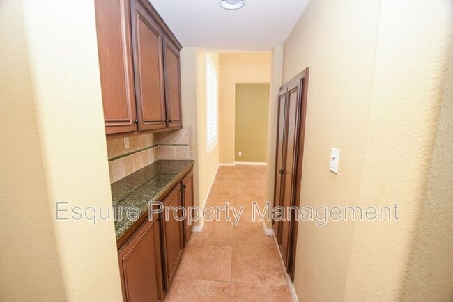 Building Photo - 14131 Eaton Hollow Ct