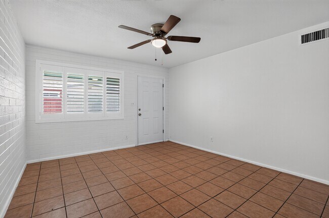 Building Photo - 4214 N 17th St