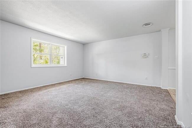 Building Photo - 2326 Barrington Cir
