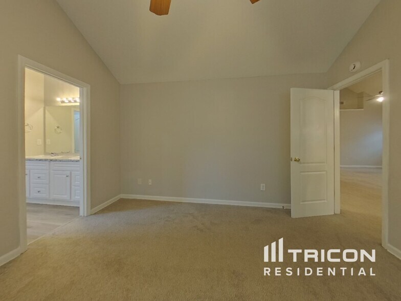Building Photo - 3282 Newtons Crest Cir