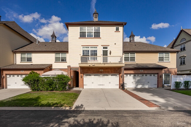 Building Photo - 4151 Royal Mews Cir