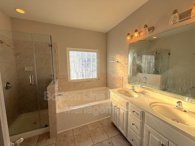 Building Photo - 5200 Craftsman Ridge Dr