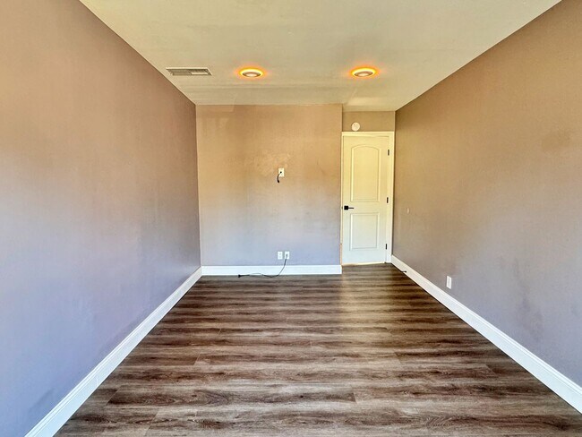 Building Photo - 16419 Bear Meadow Cir