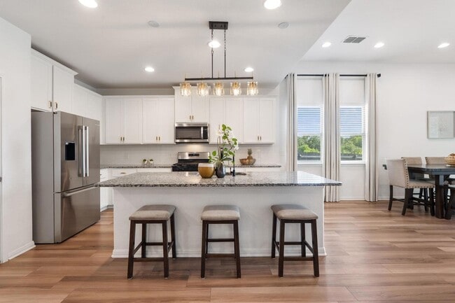 Building Photo - 232 Manassas Dr