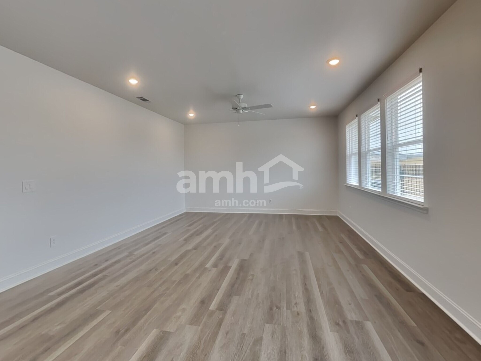 Building Photo - 610 Grohmann Path