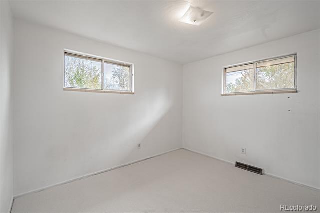 Building Photo - 16060 Mt Vernon Rd