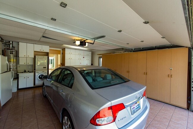Building Photo - 908 Glennan Dr
