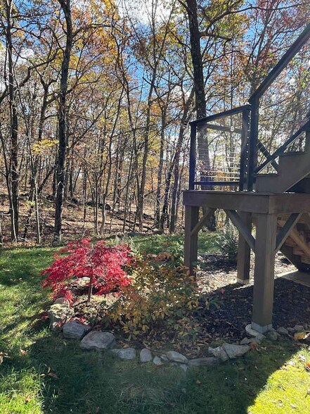 Building Photo - 20 Maple Hill Rdge