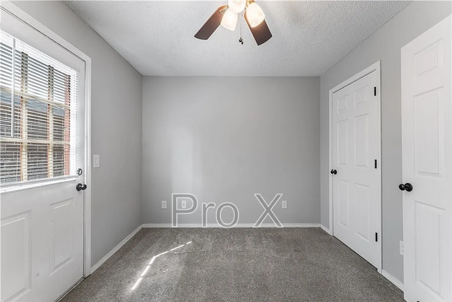 Building Photo - 3501 SW Landau Ct