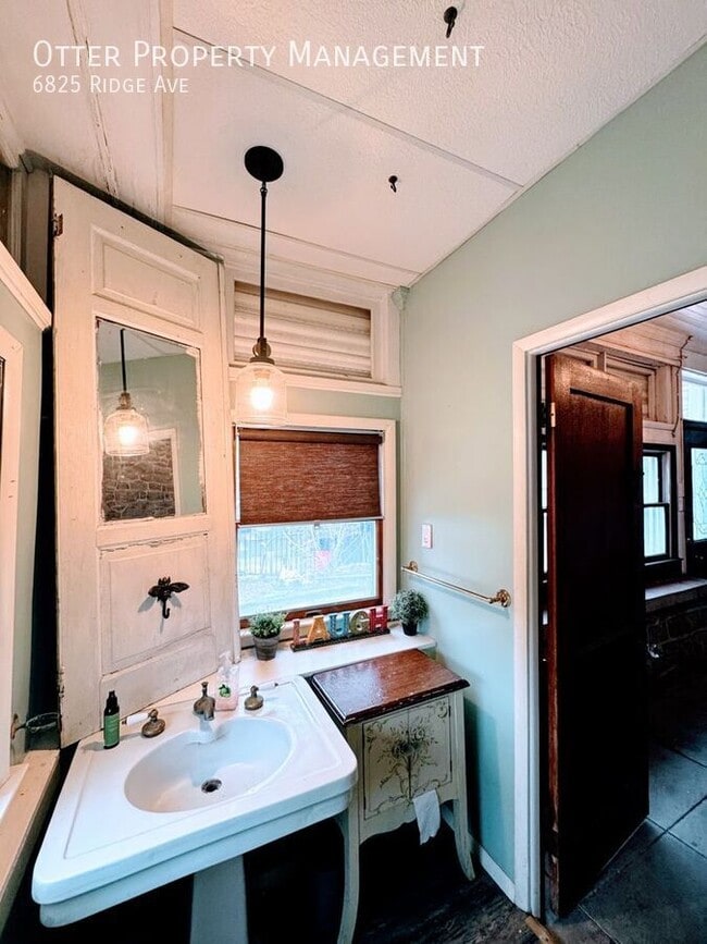 Building Photo - 6825 Ridge Ave