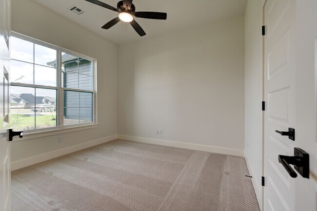 Building Photo - 2101 Dax Ln