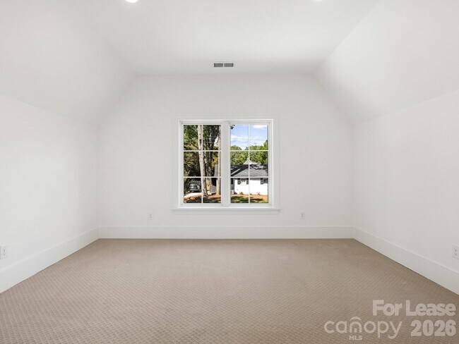 Building Photo - 1511 Cavendish Ct