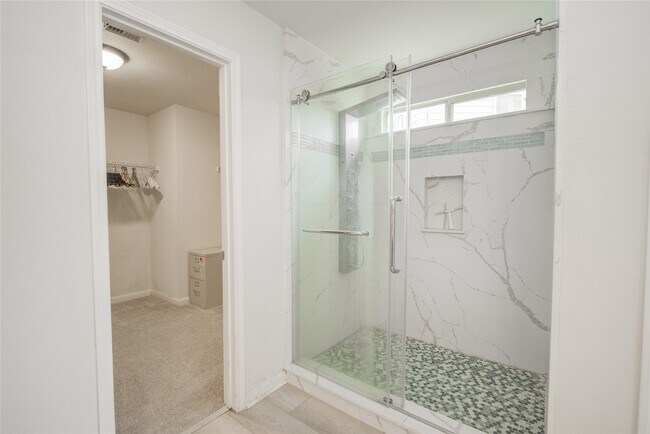 Building Photo - 8542 Village Rose Ln