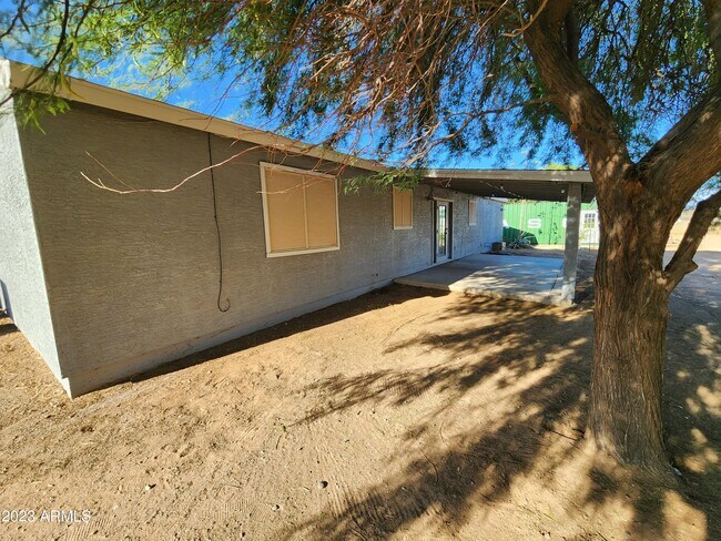 Building Photo - 28624 211th Ave