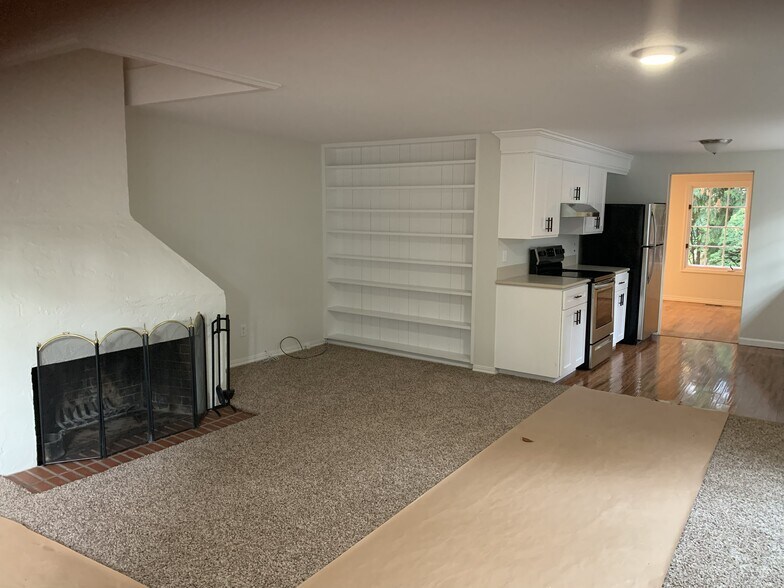 Building Photo - 1760 SW 90th Ave