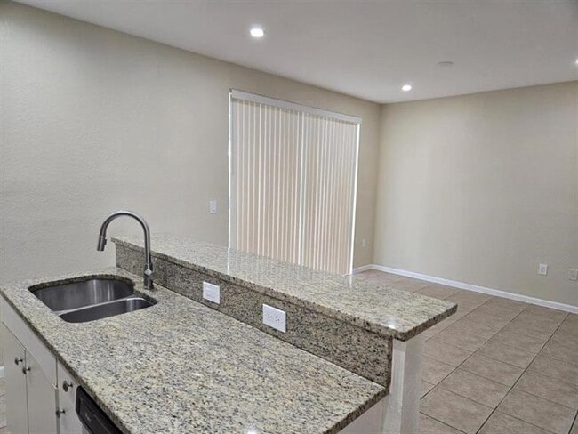 Building Photo - 8433 SW 25th Ct