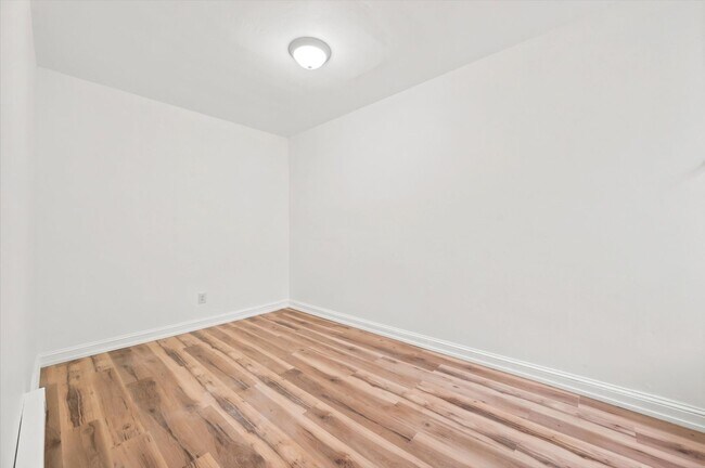 Building Photo - 2BR/1BA Home | West Philly