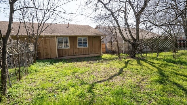 Building Photo - 10606 Topperwein Dr