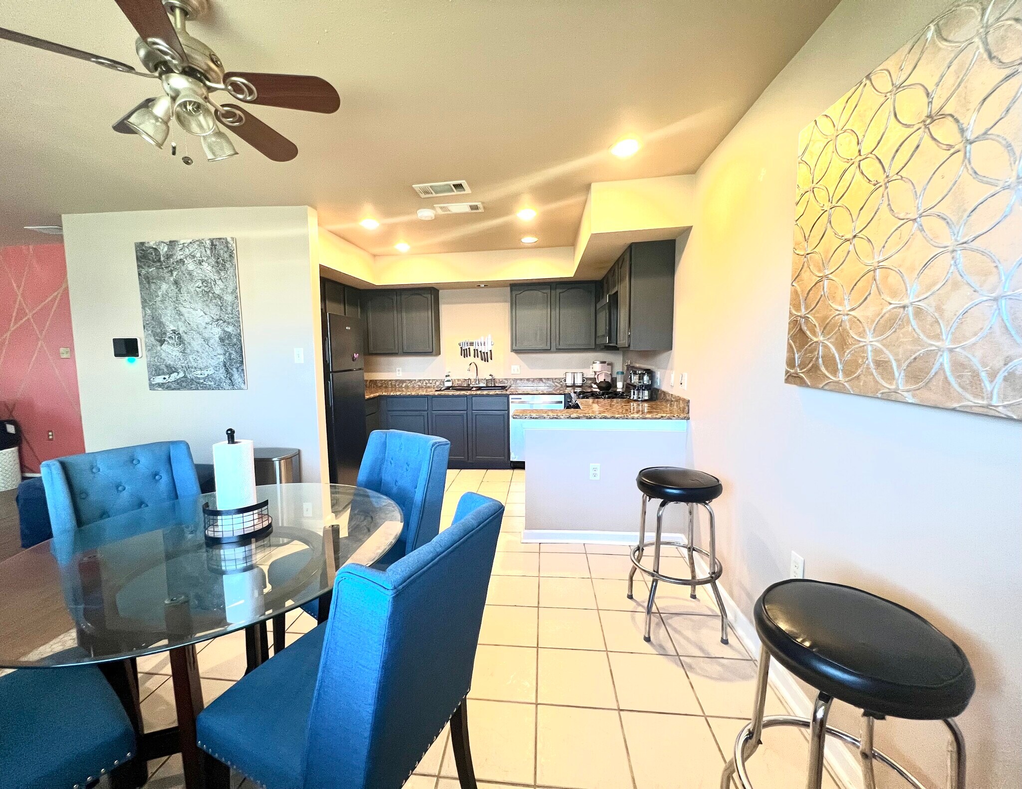 Building Photo - 3616 Rosetta Dr