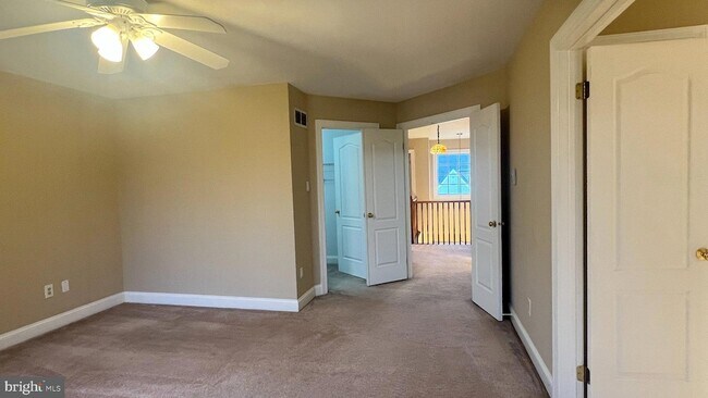 Building Photo - 67 Highpoint Dr