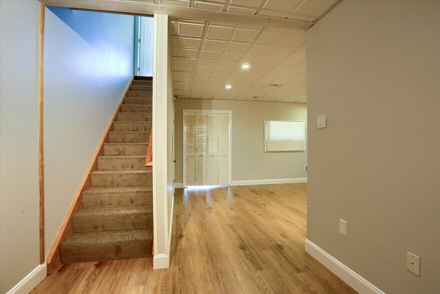 Building Photo - 523 Northstar Dr